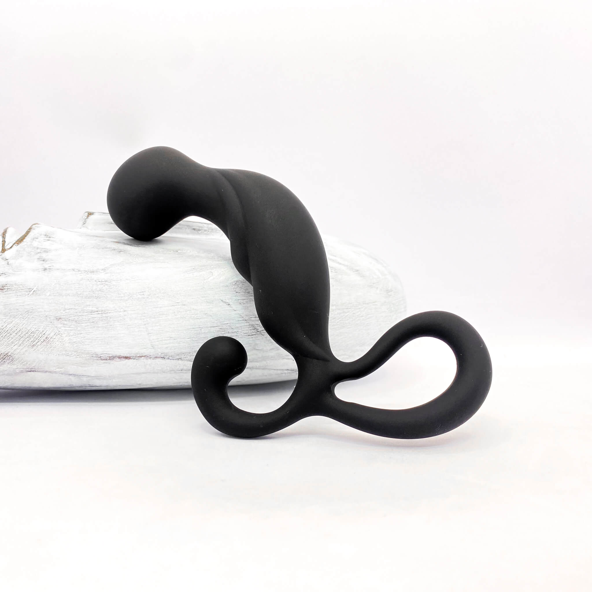 Curved P-spot Stimulator