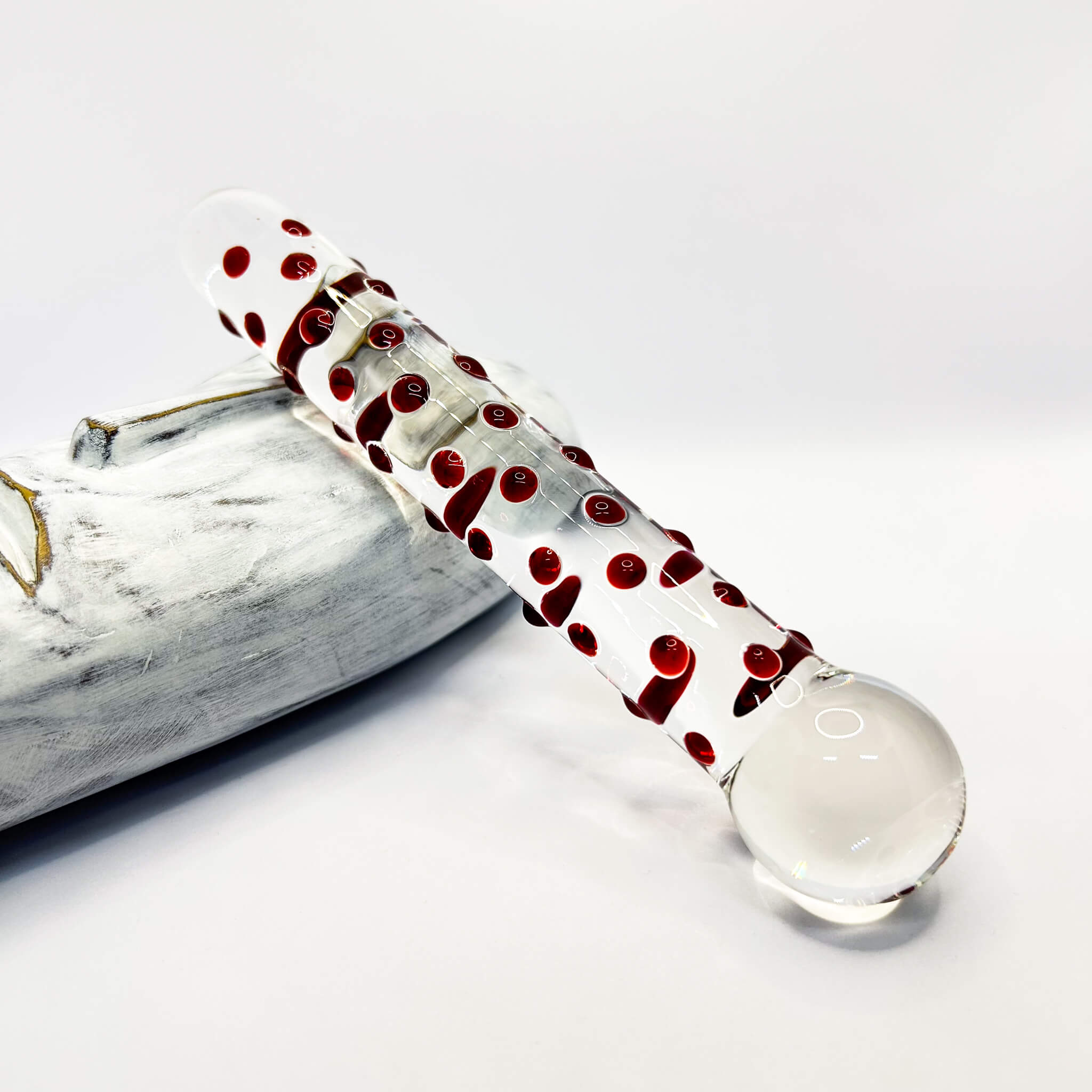 Dotted glass massager