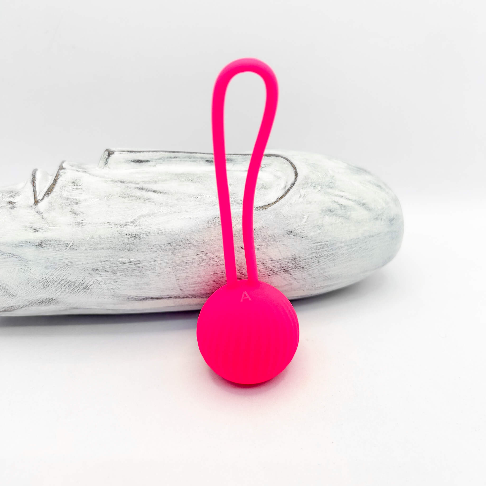 Silicone Kegel Ball (32g) pink