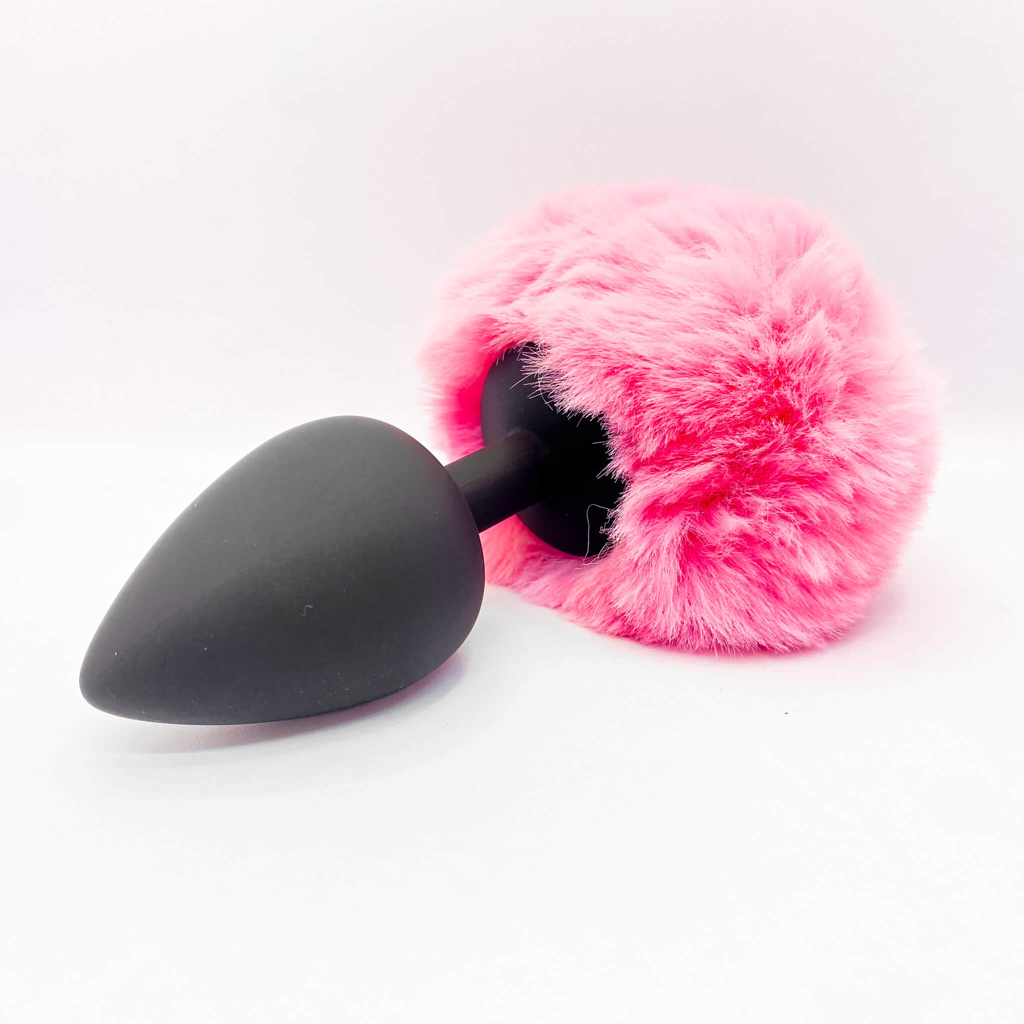 Silicone bunny tail butt plug pink