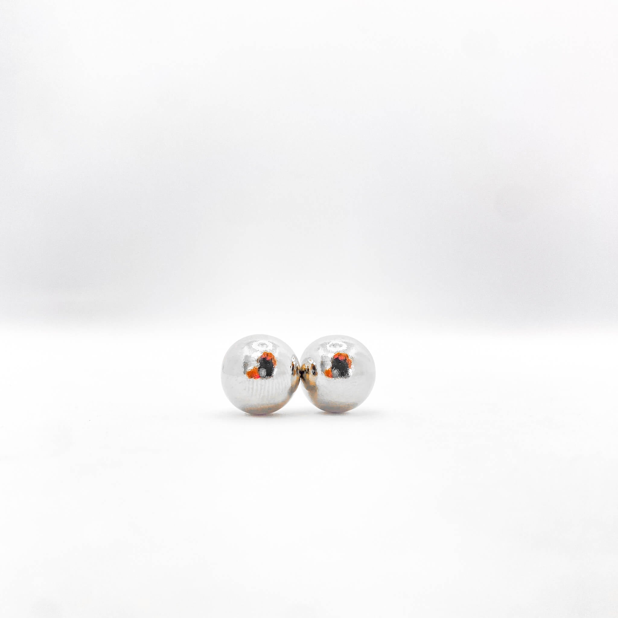 magnetic nipple clamp