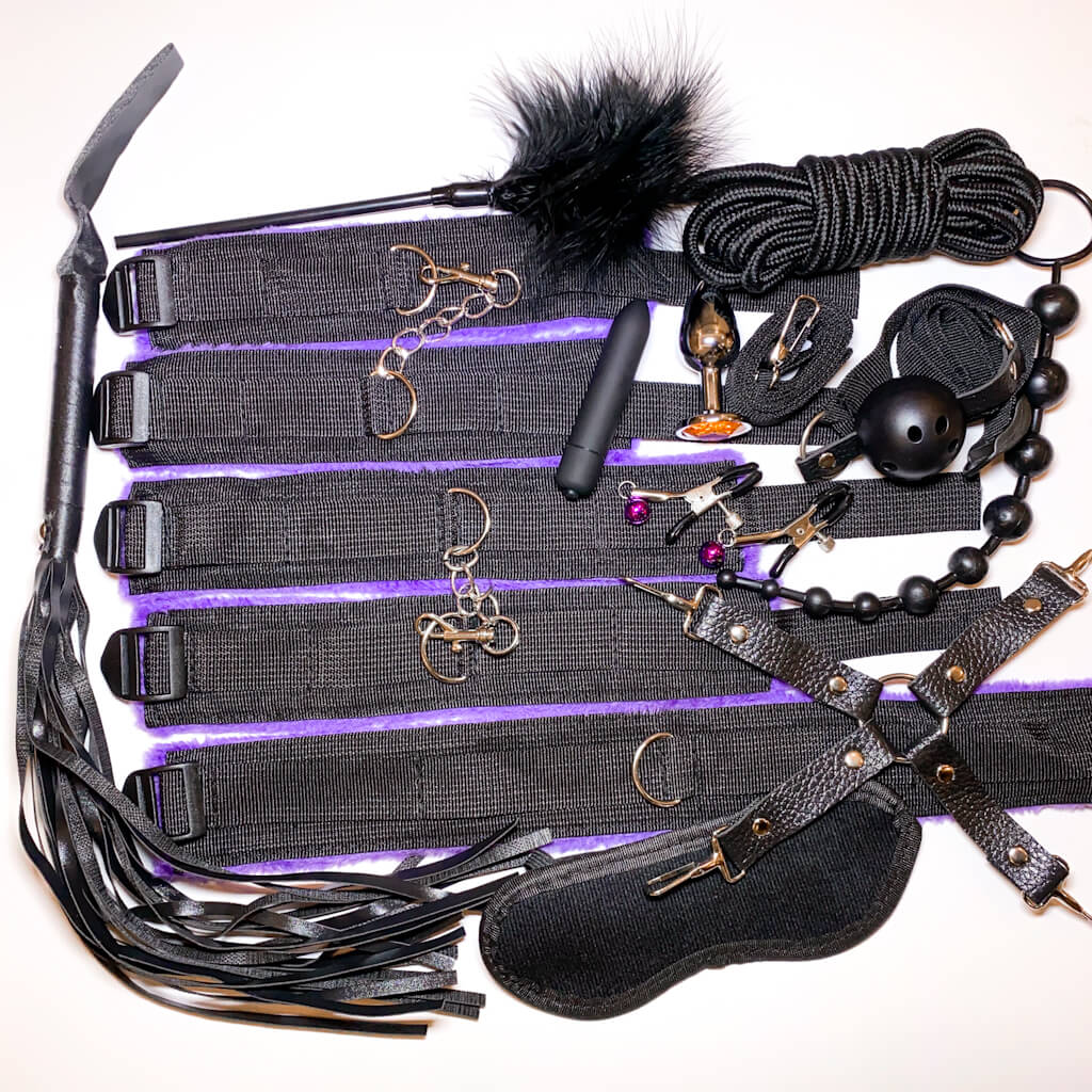 13 piece BDSM Bondage set purple and black