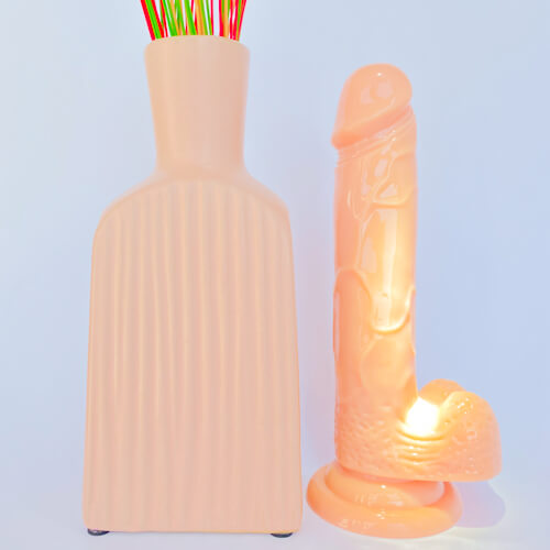 Large Realistic Suction Cup Dildo (20cm/7.9 inches) - 4Play Essentials