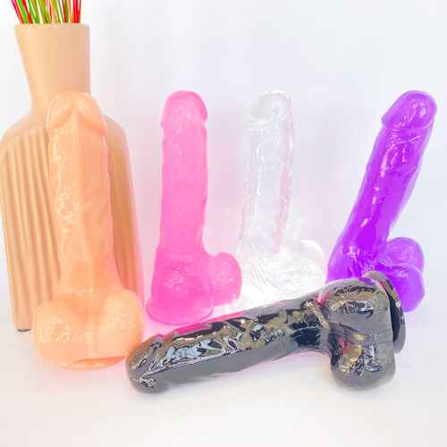 Medium Realistic Suction Cup Dildo (17cm/6.7 inches)
