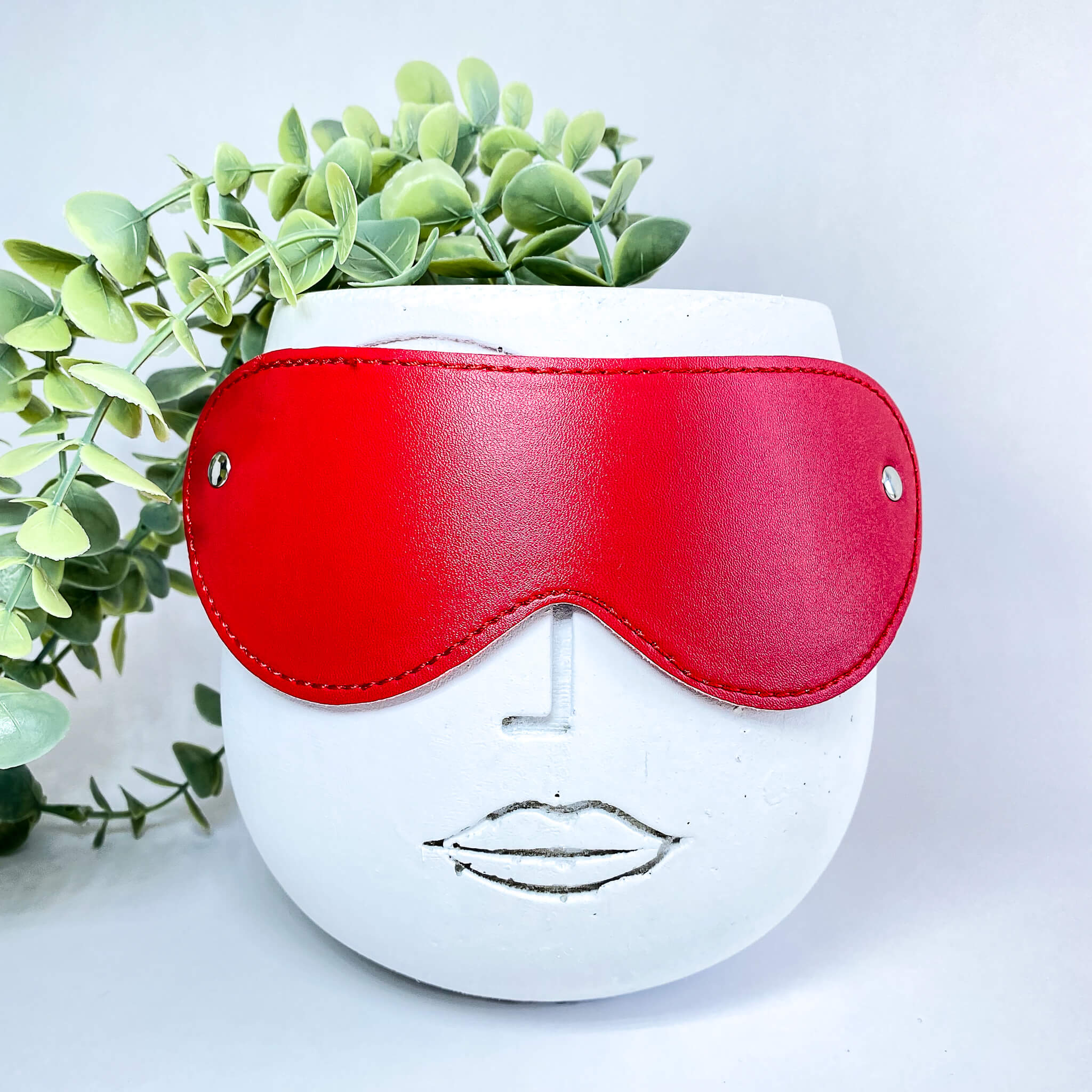 red leather blindfold mask