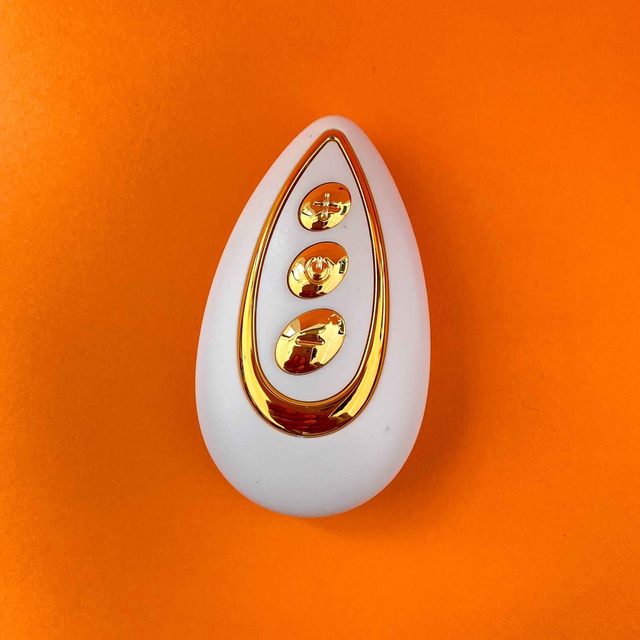 Tickle Me Wireless Vibrating Egg