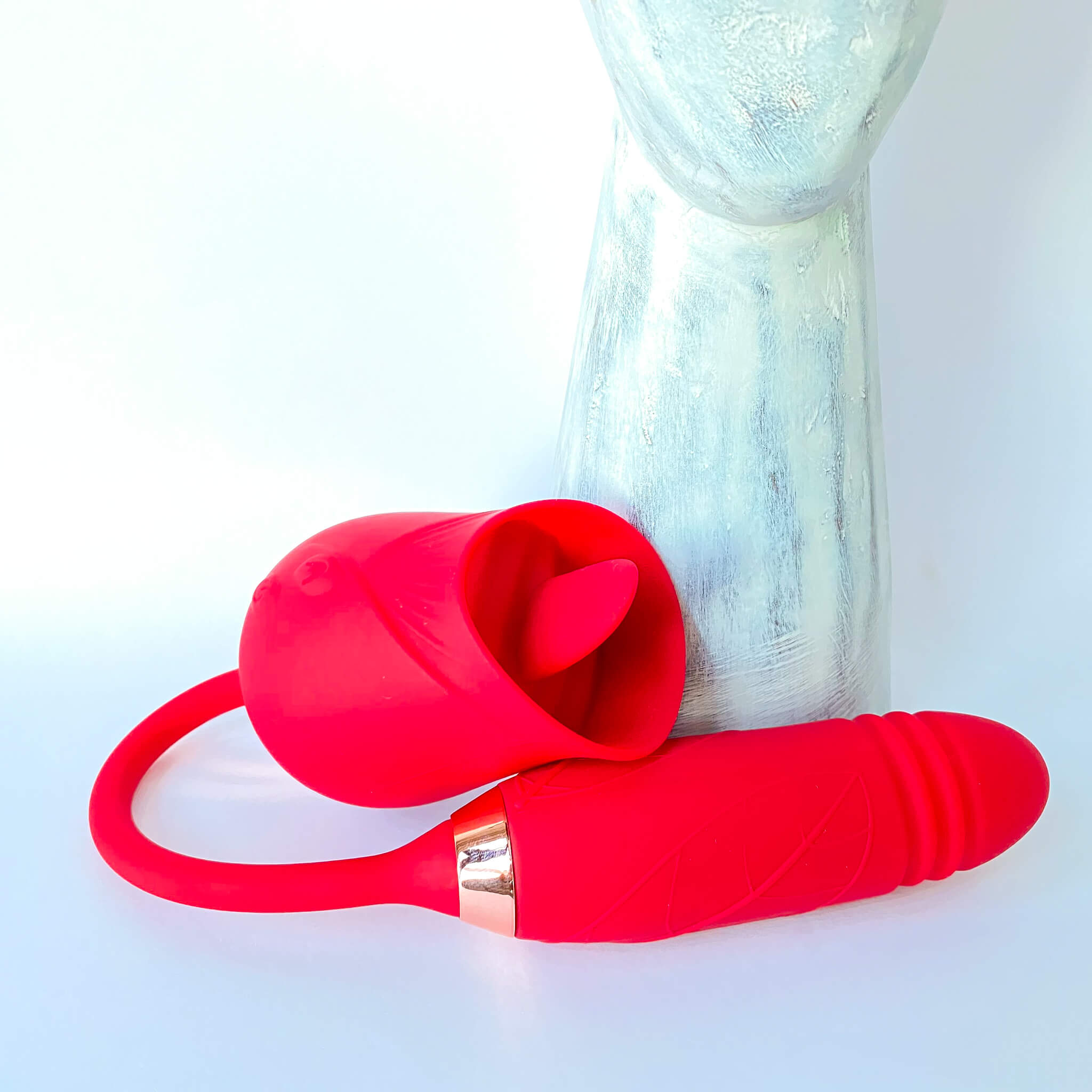 thrusting rose vibrator