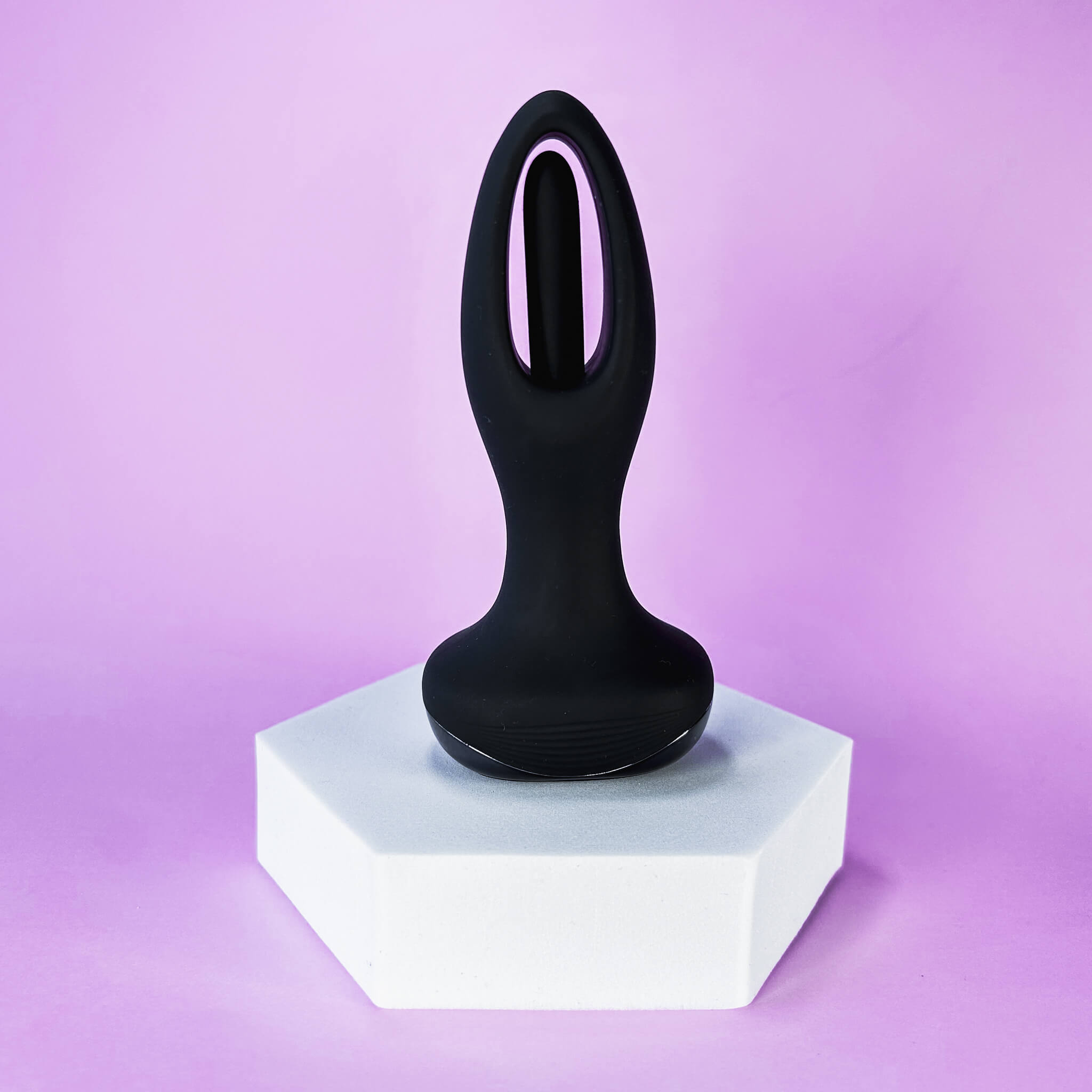 Beatrice Vibrating and Tapping Butt Plug with Remote