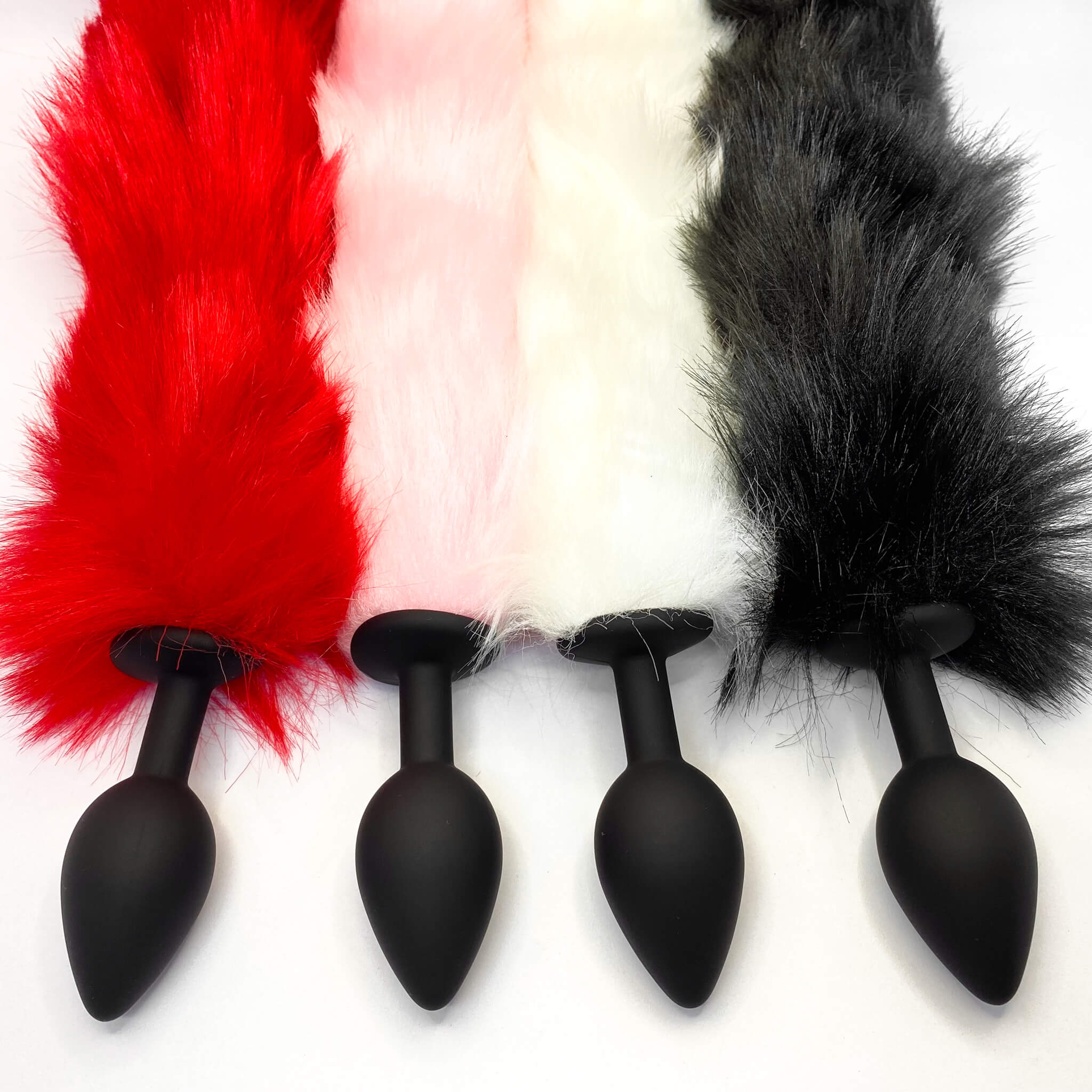 Fox Tail with Silicone Butt Plug (28mm)
