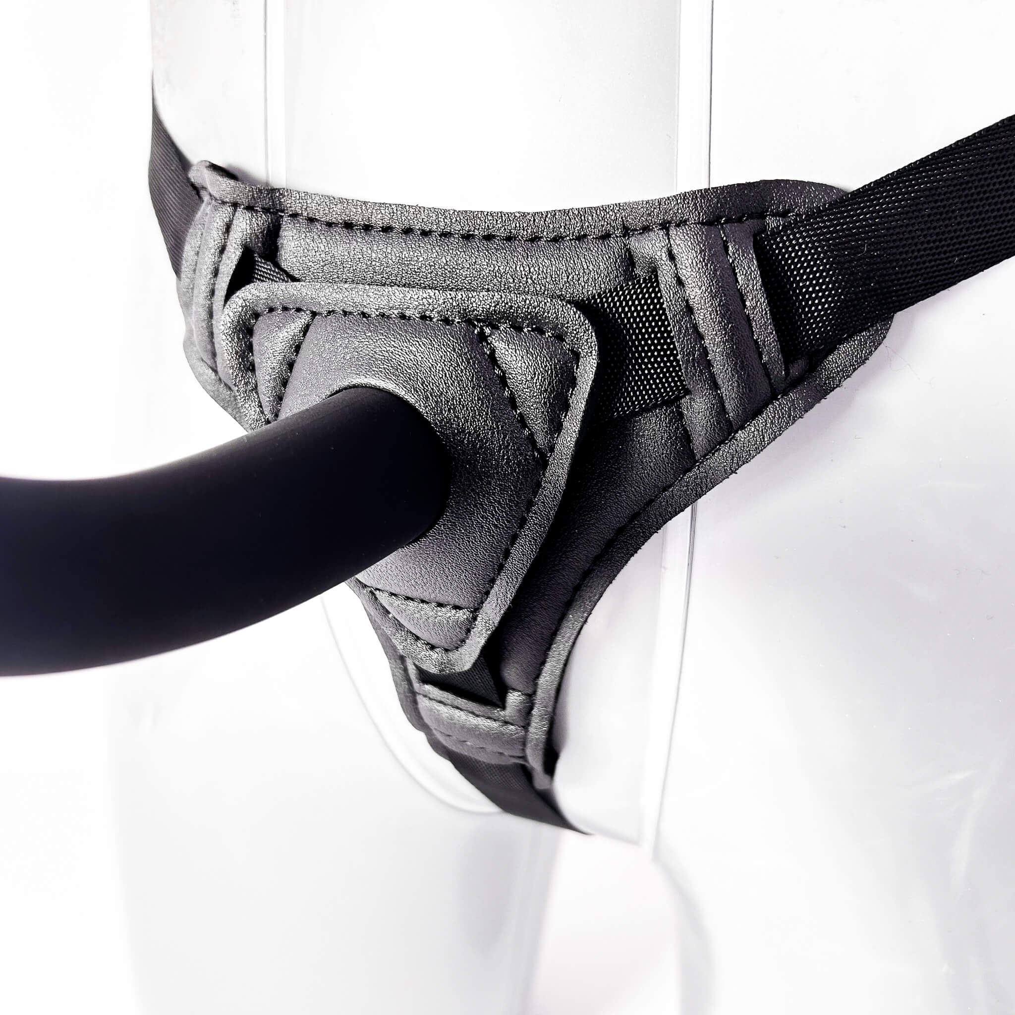 Small Strap-On Dildo with harness with G-Spot Dild