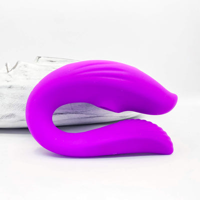 Wearable Suction Vibrator With Remote purple