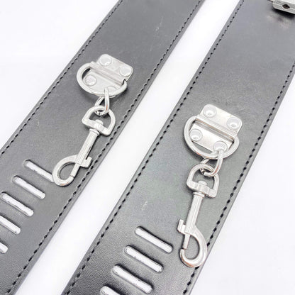 bdsm spreader bar