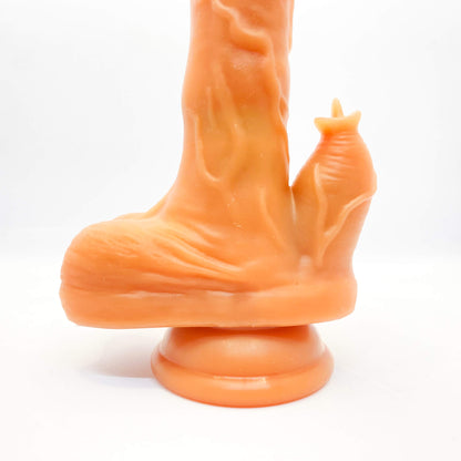 realistic thrusting dildo