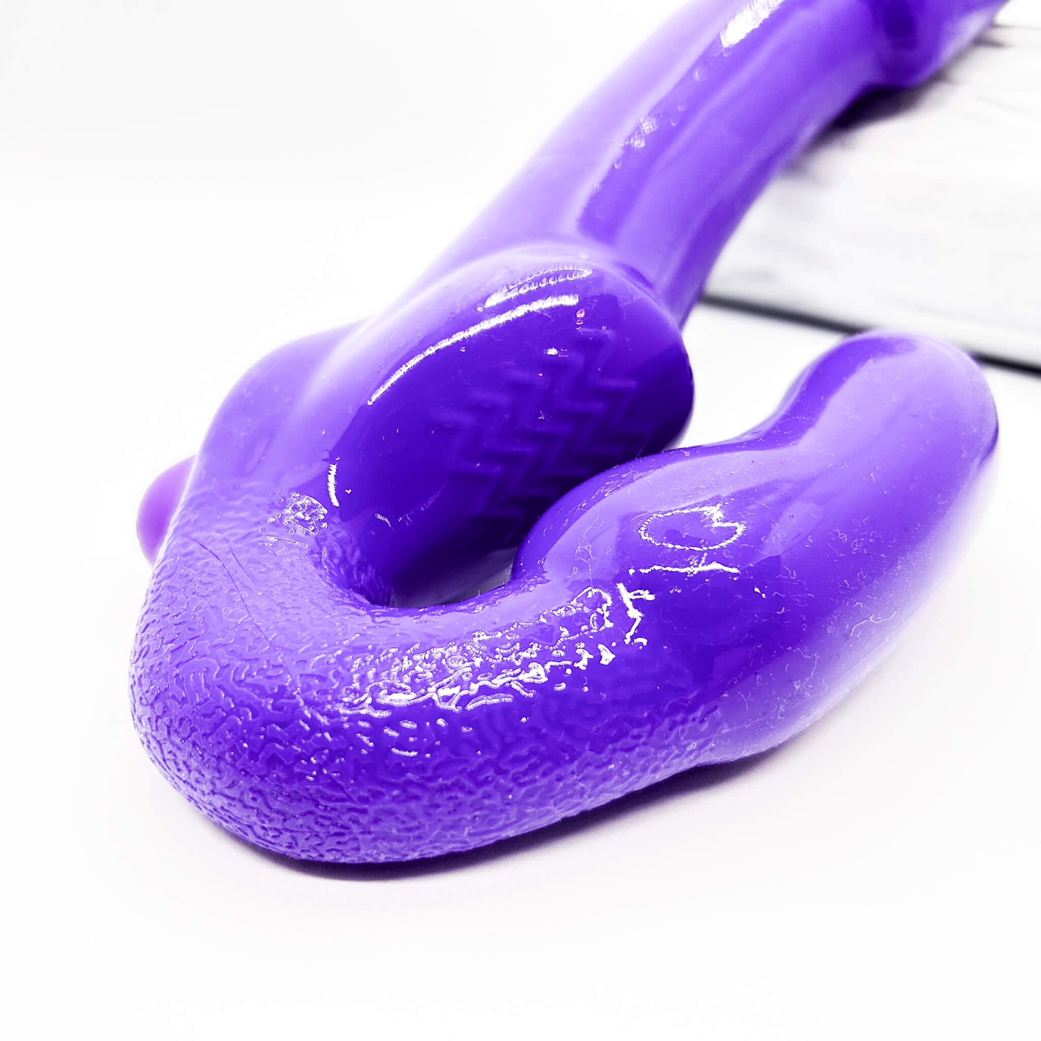 strapless dildo