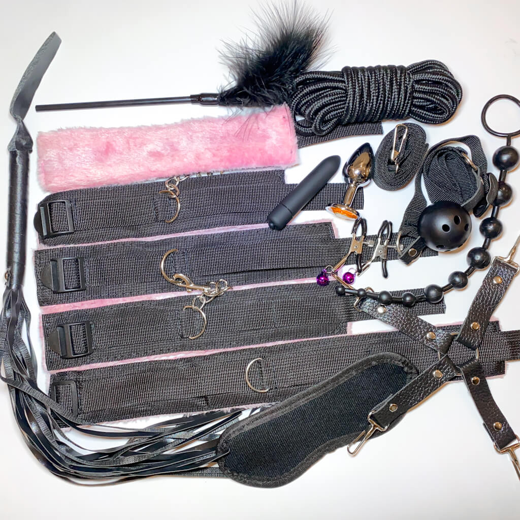 13 piece BDSM Bondage set Pink and black