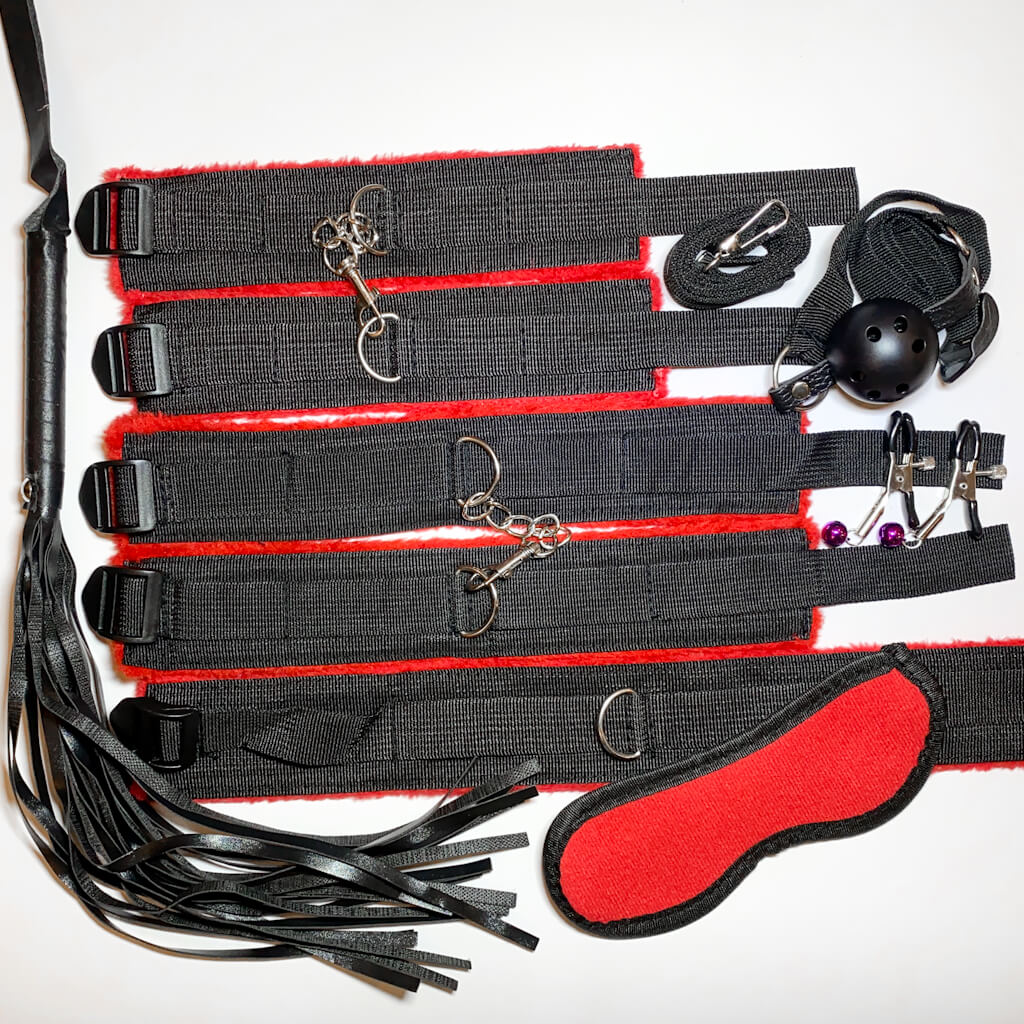 7 piece BDSM set red and black