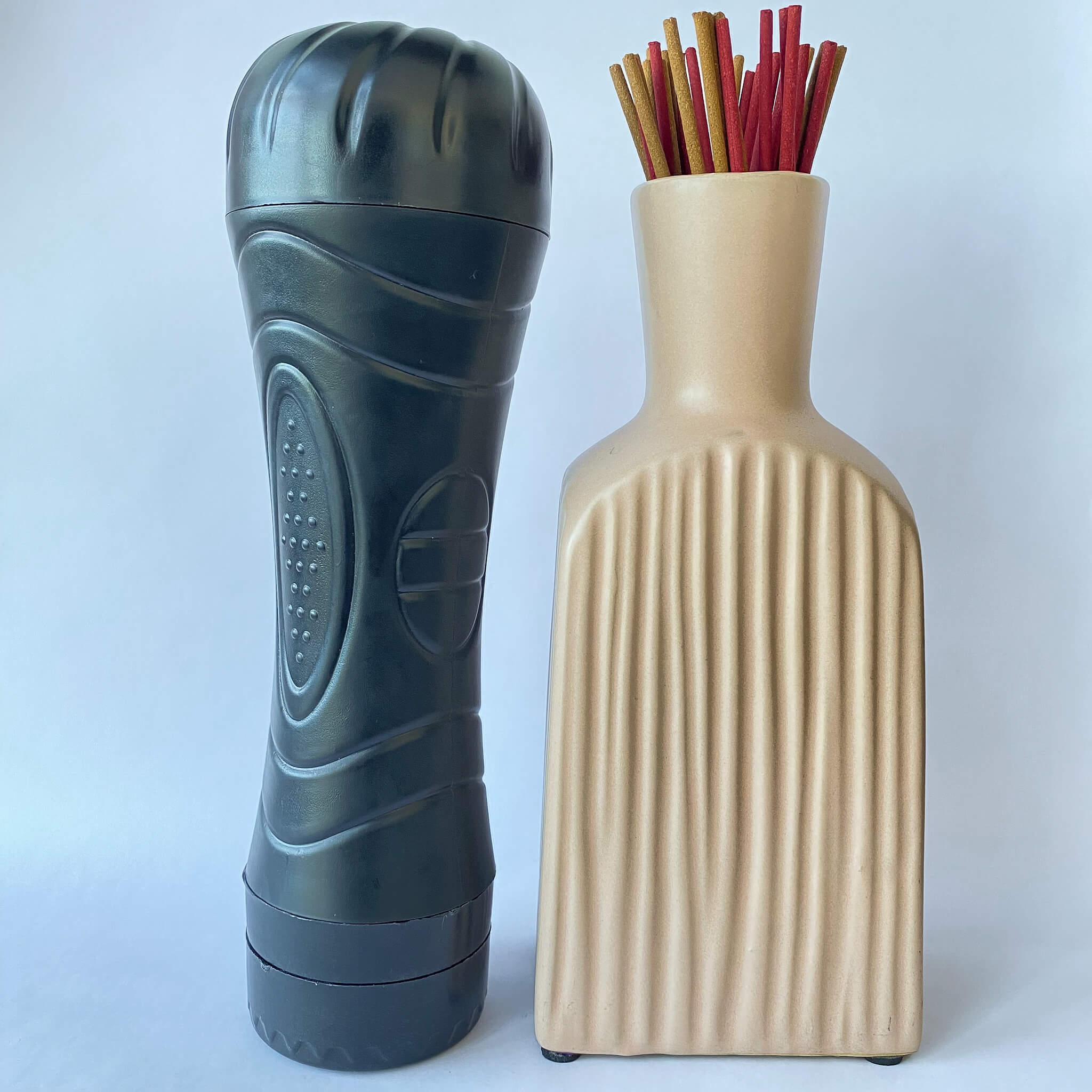 Vibrating Male Masturbator with Shell Casing - Vagina