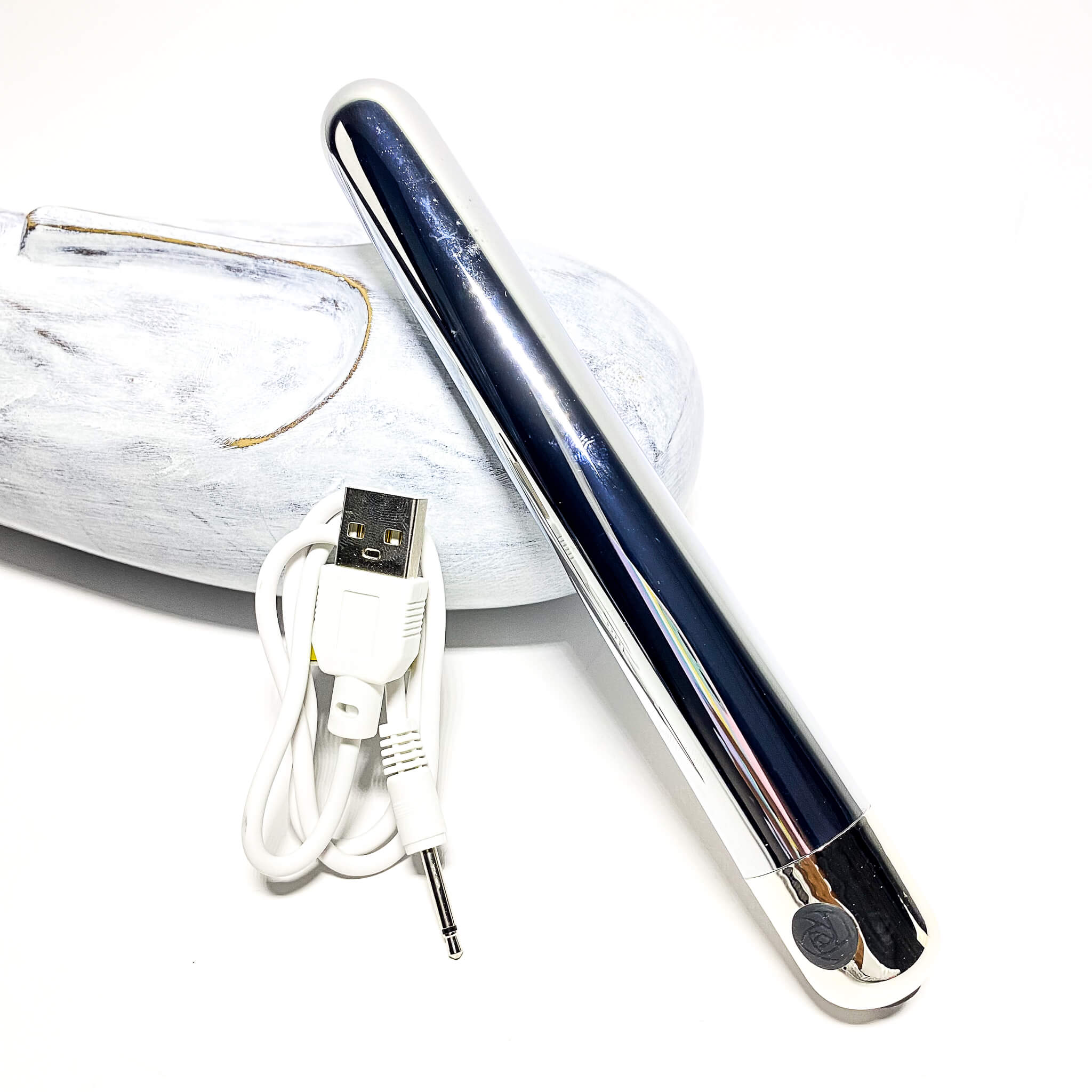 Manda Rechargeable Vibrating Big Bullet - 15cm