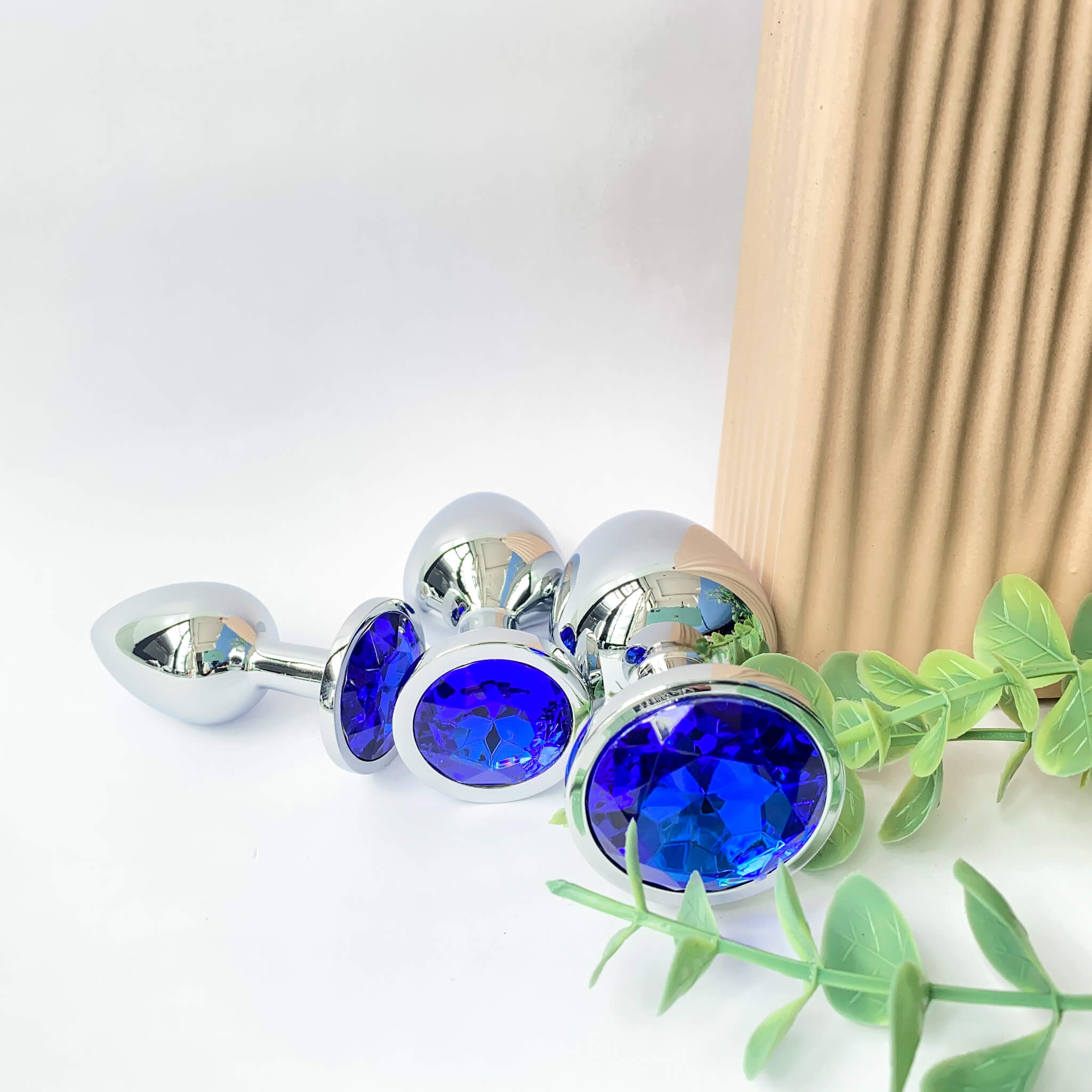 Jeweled medium butt plug dark blue