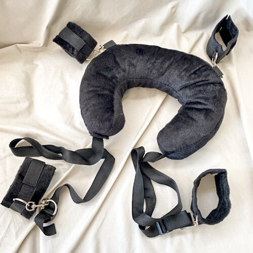 cushioned wrist and ankle cuffs black