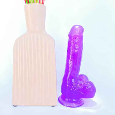 Medium Realistic Suction Cup Dildo (17cm/6.7 inches)