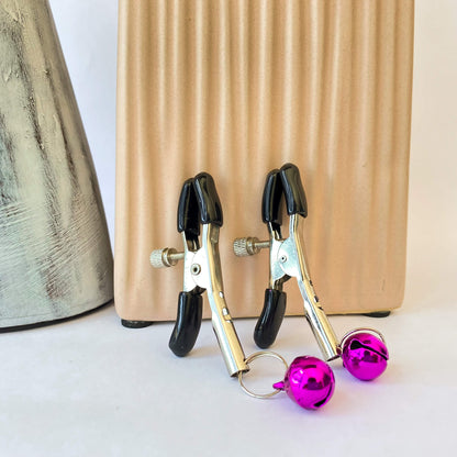    nipple clamps