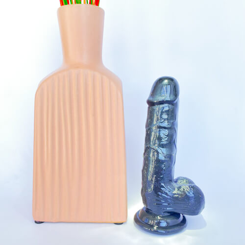 Small Realistic Suction Cup Dildo (15cm/5.9 inches)